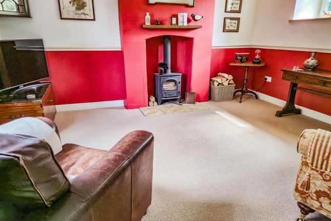 Hereford House, 5, Broadwell Terrace, Dursley photo 2