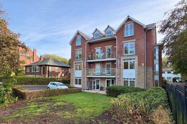 4 Chestnut Lodge, 468, Harrogate Road, Leeds photo 2