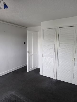 Flat 2-1, 6, Mill Street, Greenock photo 5