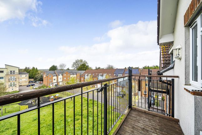 Flat for sale in Hut Farm Place, Chandler's Ford, Eastleigh