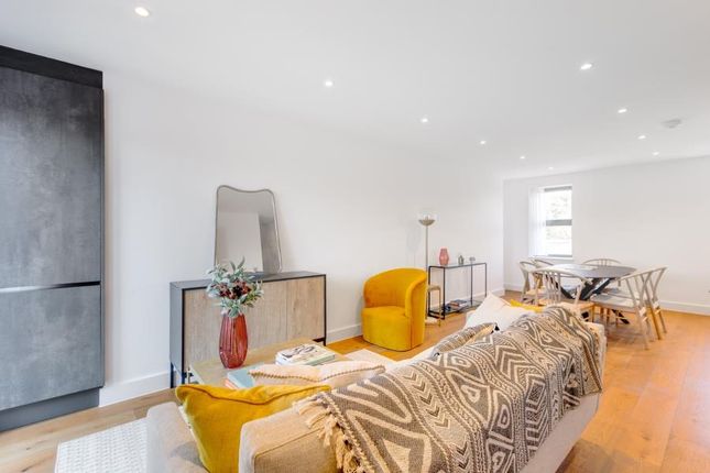 Flat 8 Marquis Court 20, Marquis Road, London photo 2