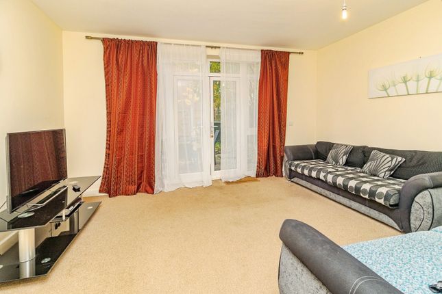23, Langham Way, Milton Keynes photo 4