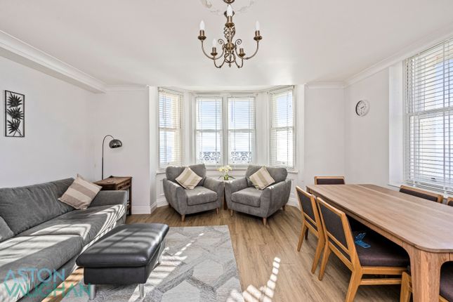 Flat 25, Royal Crescent Mansions, Brighton photo 2