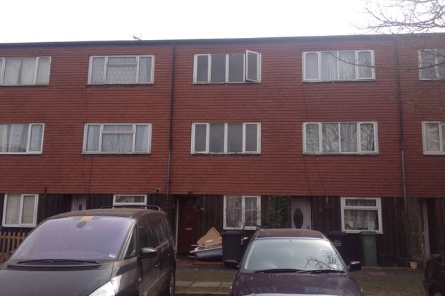 4 bed town house to rent in Downview, 751 Dunstable Road, Luton LU4