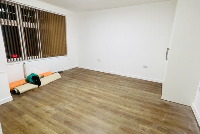 Maisonette to rent in 45 Westmorland Road, Harrow, Greater London