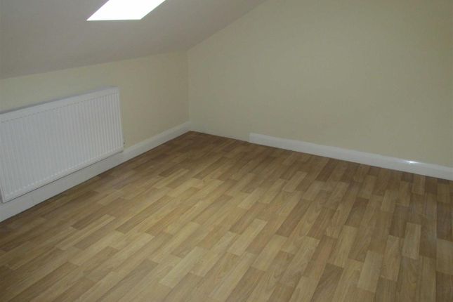 Brunswick Park Apartments, Wednesbury photo 2