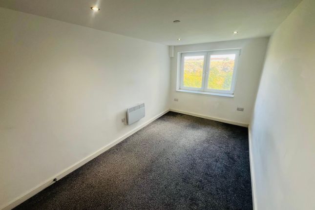 087, Wheatley Court, HALIFAX photo 5