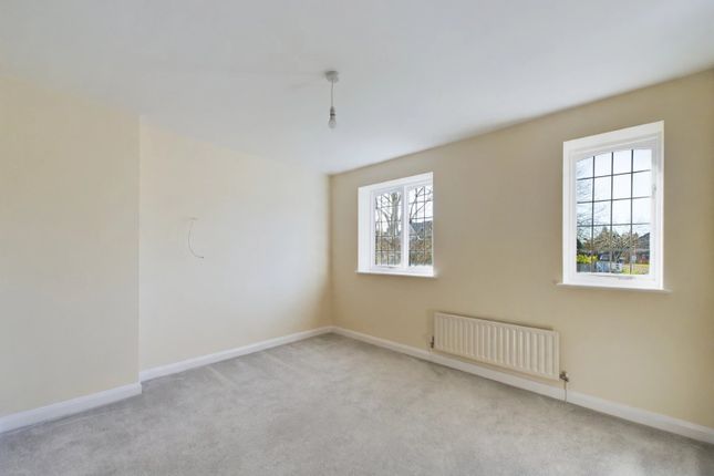 42, Daventry Court, Bracknell photo 4