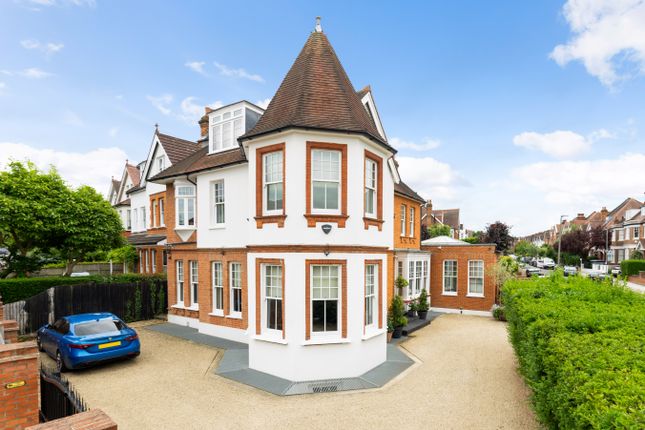 Thumbnail Detached house for sale in Holmbush Road, London