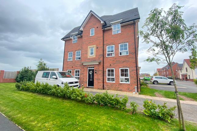 Town house for sale in Meadow Brown Place, Sandbach