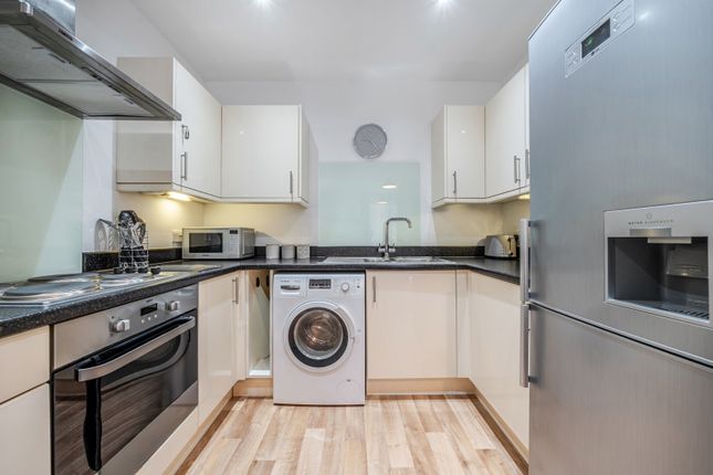 35 Beadle Place,, Callender Road, Erith photo 4