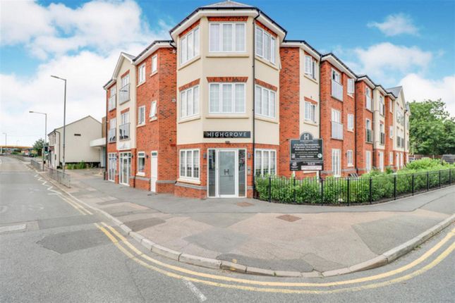 Flat Flat 3, 242, High Road, Benfleet photo 4