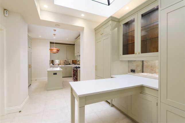Flat 1, 1, Warrington Crescent, London photo 4