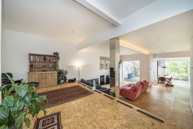 Thumbnail Detached house for sale in Overhill Road, London