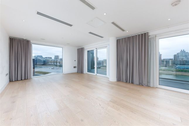 Flat for sale in Westbourne Apartments, 5 Central Avenue, Fulham, London