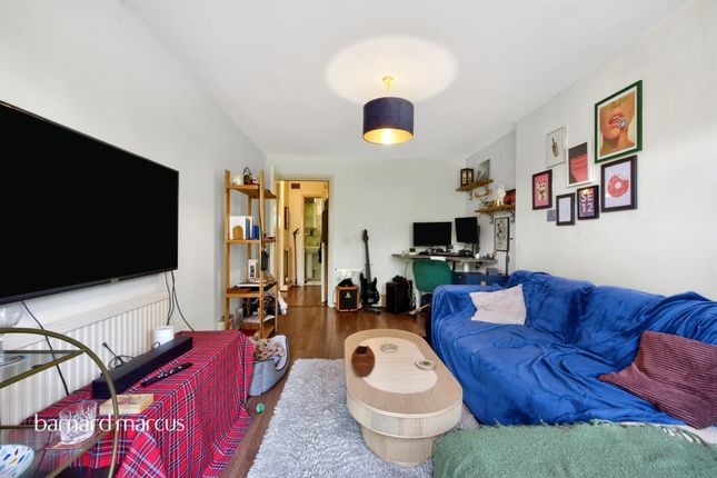 41, Rose Way, London photo 2