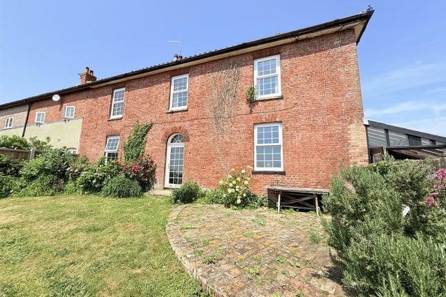 4-bed house on Decoy Farm & Decoy Cottage, Mautby Lane, Great Yarmouth, £865,000
