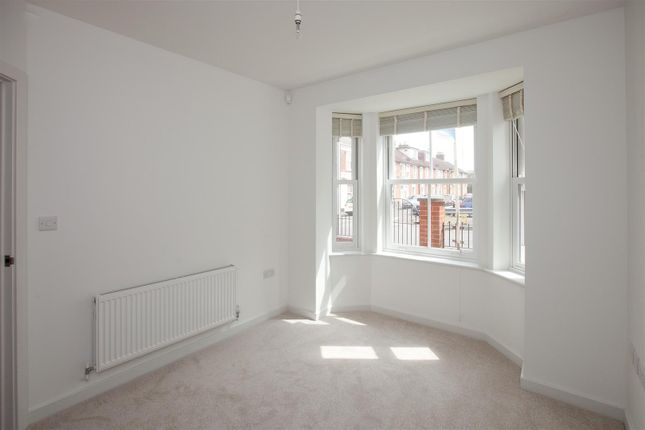 7, Belgrave Terrace, Salisbury photo 2