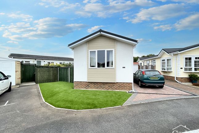 2-bed caravan on New Road, Bournemouth, £175,000