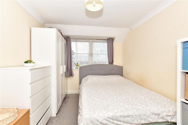 Flat for sale in Lockwood Place, London