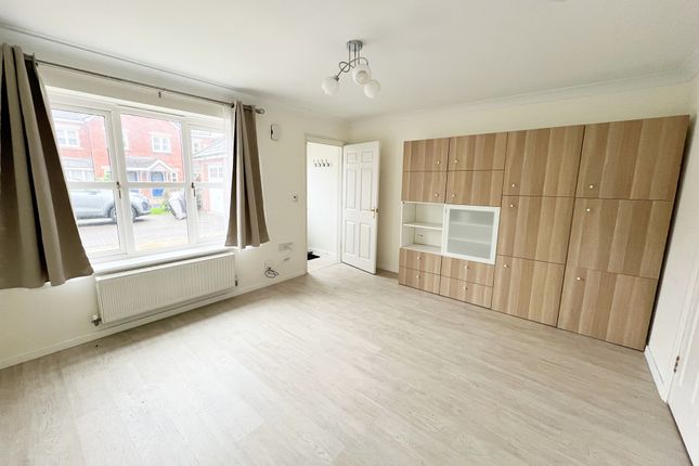 7, St. Marys Court, Kenilworth photo 3