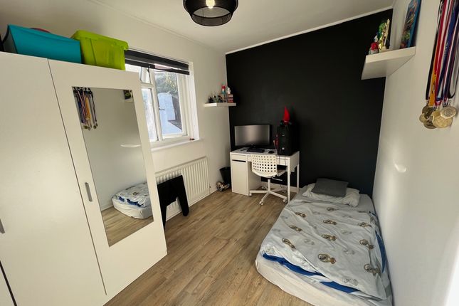 End terrace house for sale in Earls Road, Southampton