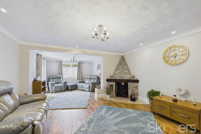 24 Glebe Way, Ashford photo 3