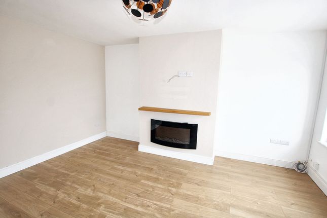 40 Ambleside Crescent, Warrington photo 3