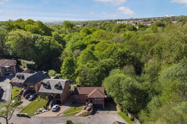 51, Foot Wood Crescent, Rochdale photo 3