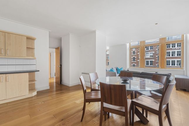 Flat for sale in City Approach, London