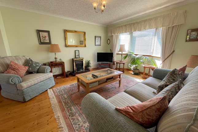 52 Mannachie Grove, Forres photo 3