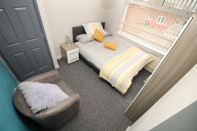 Newborn Avenue, North Lincs photo 4