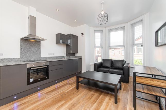 Thumbnail Flat to rent in Queens Road, Jesmond, Newcastle Upon Tyne