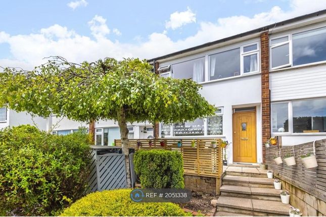 Terraced house to rent in Cranford Close, London