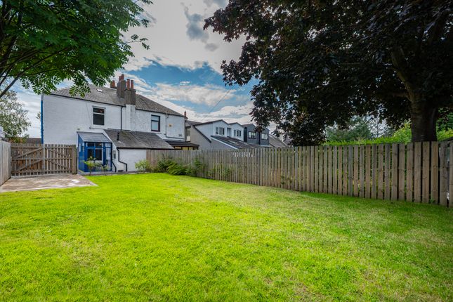16 Kinloch Avenue, Cambuslang, Glasgow photo 2