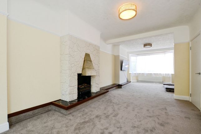 619, Greenford Road, Greenford photo 2