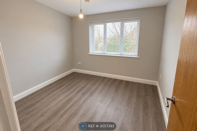 Flat, Maxwell Court A Wimborne Road, Bournemouth photo 3