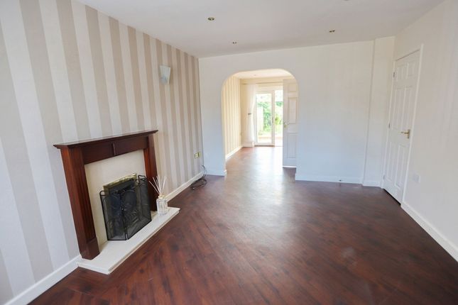 81 Mode Hill Lane, Manchester photo 3