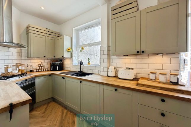 Chapel Cottage, Exeter photo 4