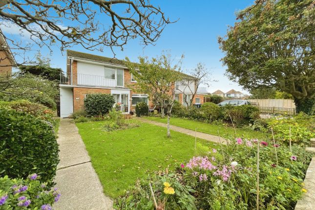Thumbnail Flat to rent in Ingleside Crescent, Lancing