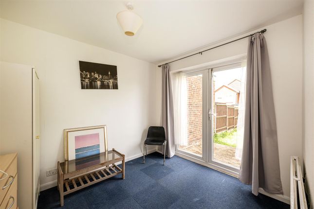 124, Hughenden Avenue, High Wycombe photo 4