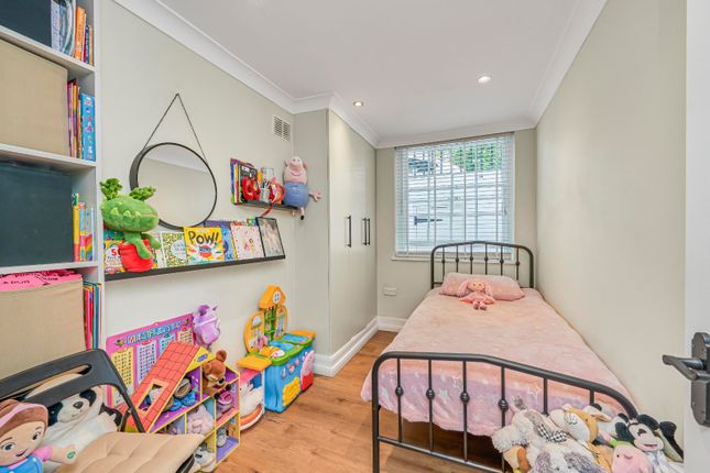 Flat A, 7, Remington Street, London photo 4
