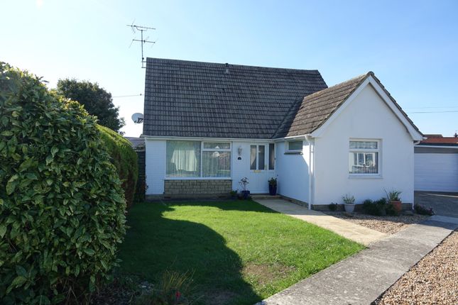 Thumbnail Bungalow for sale in Sunnymead Close, Selsey, Chichester