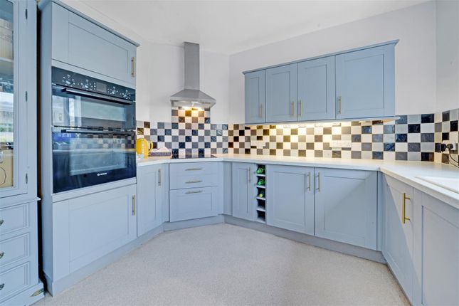 2, Ashbrook Road, St. Leonards-On-Sea photo 3