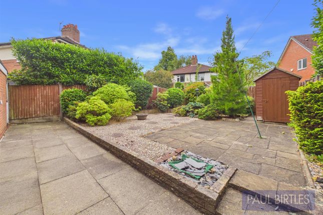 16, Sevenoaks Avenue, Trafford photo 2