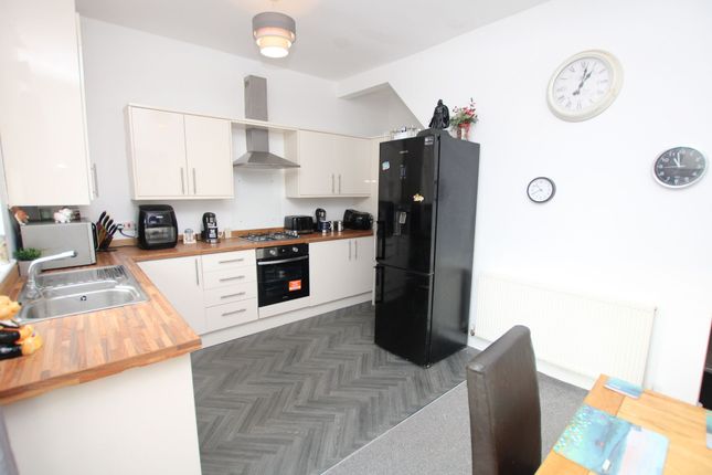 50, Brideoake Street, Leigh photo 3