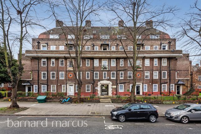 Thumbnail Flat for sale in Albion Avenue, London
