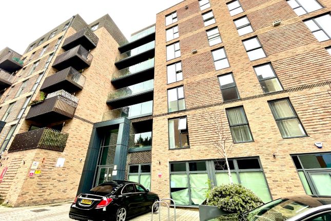 Thumbnail Flat for sale in Bloom Heights, River Rise Close, Deptford, London