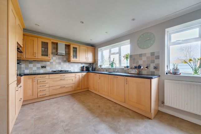 43, Cranbourne Drive, Winchester photo 3
