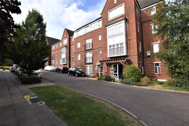 Thumbnail Flat to rent in Chalfont Road, London